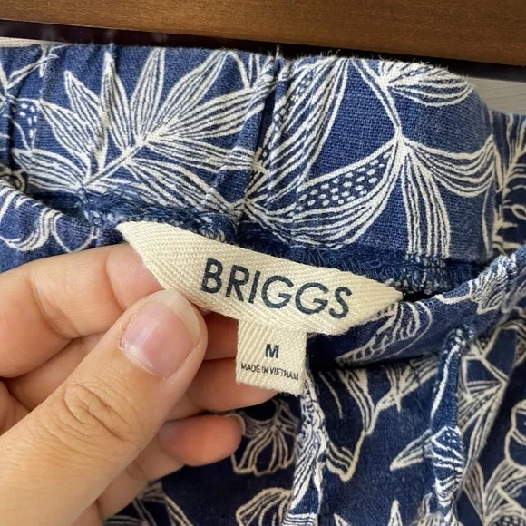 Womens Medium BRIGGS Linen Blend Shorts Navy Blue White Hawaiian Print - Picture 6 of 12